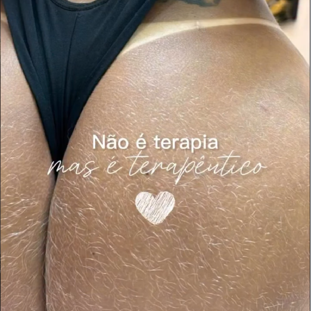 A Combinação Perfeita-Bronzeamento e Banho de Lua para uma Pele Iluminada